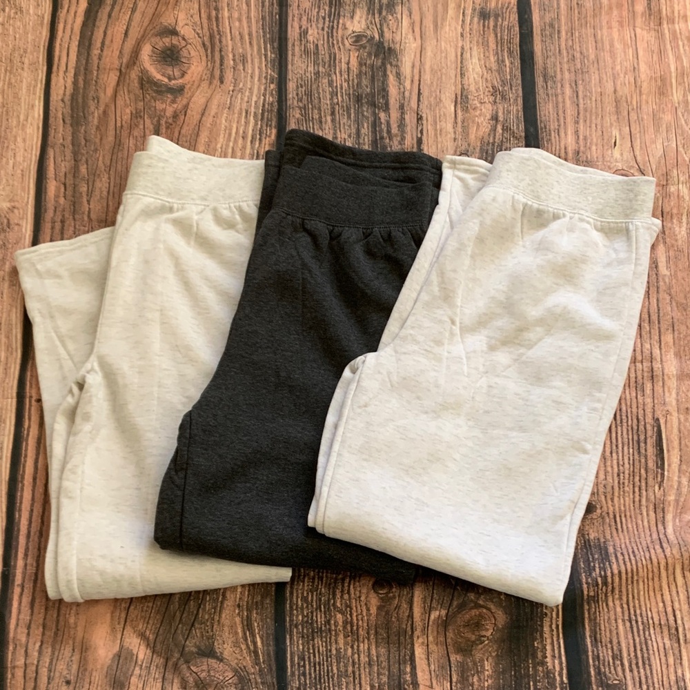 Women’s M Bobbie Brooks Sweat pant bundle 3 pairs! Like new comfy cozy